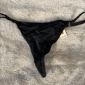 Victoria’s Secret v-string underwear